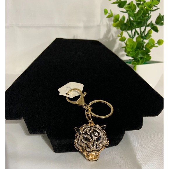 Creative Inlaid Artificial Diamond Crafts Leopard Head Key Chain - Picture 6 of 6